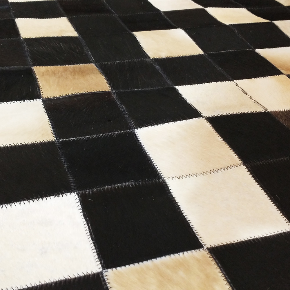 Luxusný kožený koberec patchwork - čierno-béžový