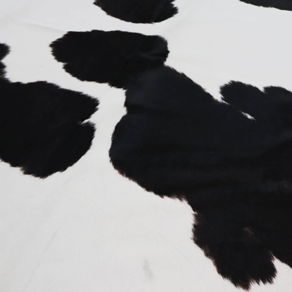 Hovädzia koža - Black&White 245x205 cm
